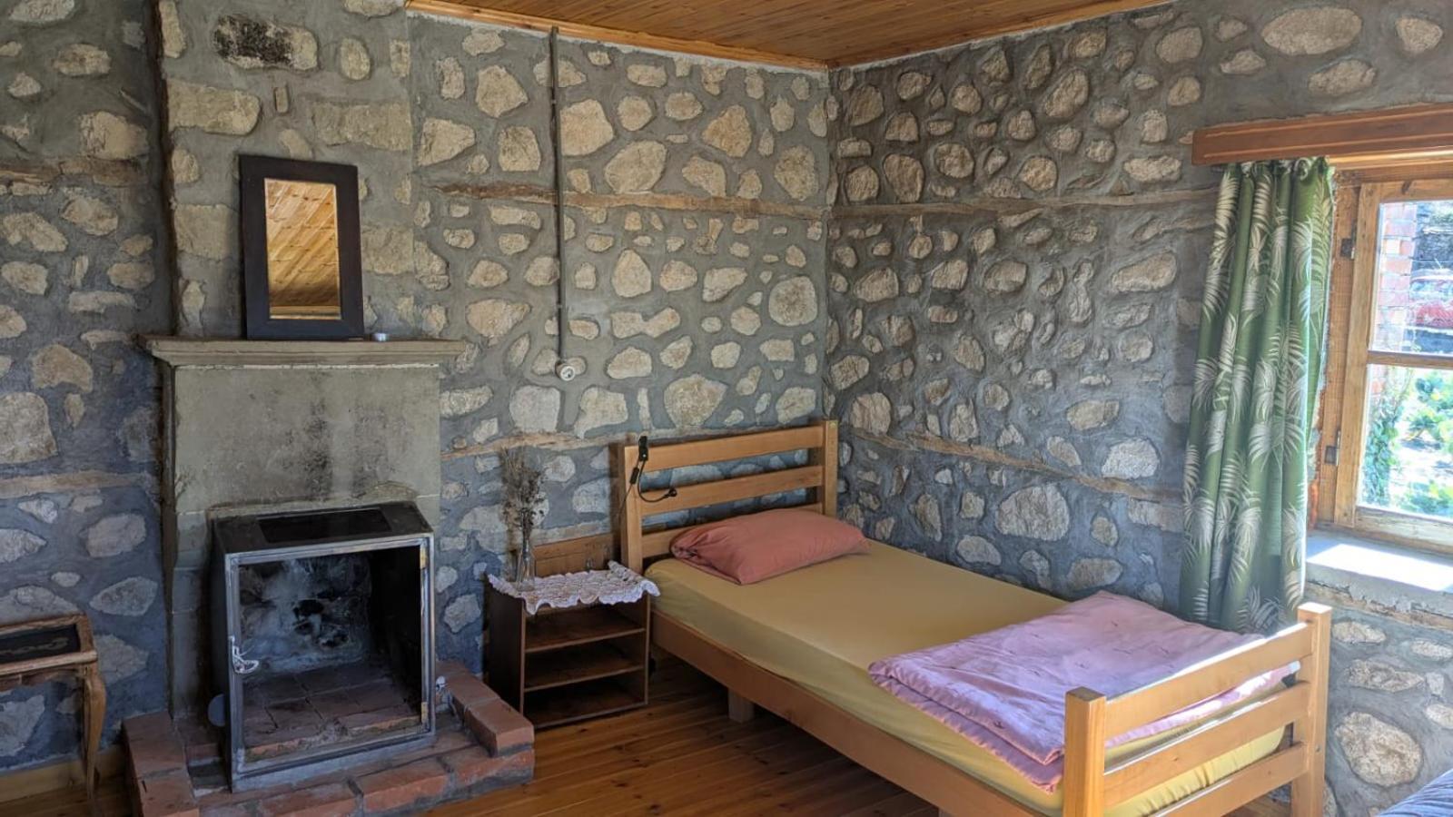The House In The Village Pellumbas Kültér fotó